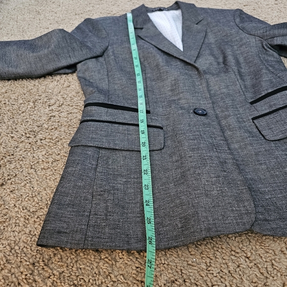 Express Grey Skirt Suit in SZ 10 - Picture 10 of 14